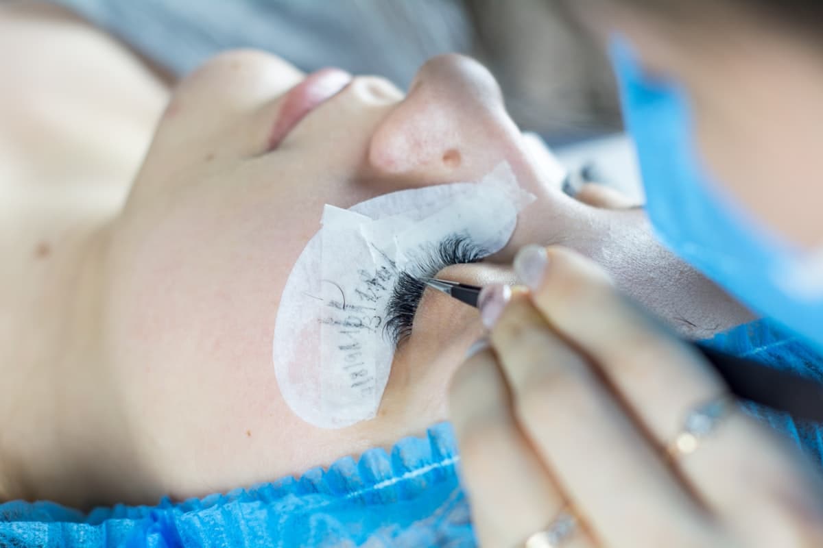 Lash & Brow Artists